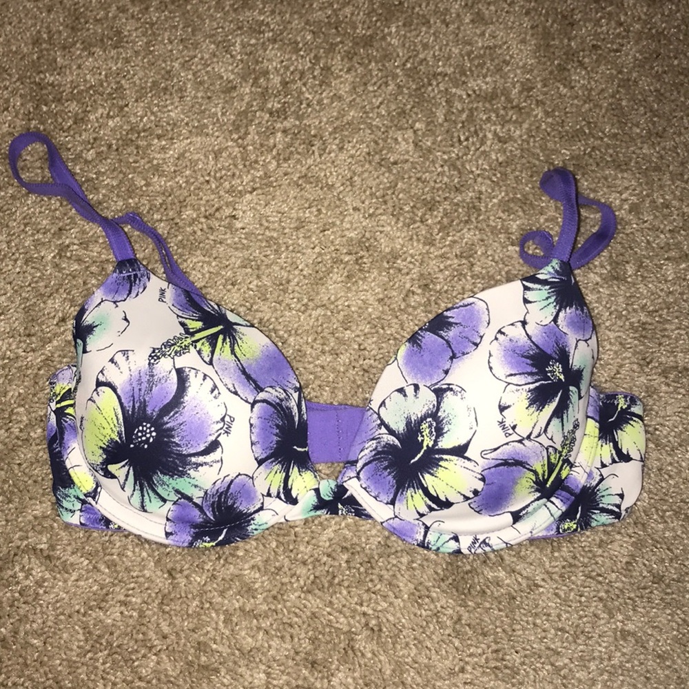 pink bra